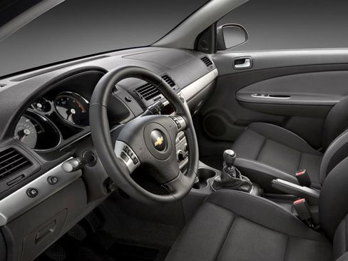 Used 2010 Chevrolet Cobalt LT FWD image 5