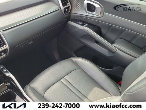 Used 2021 Kia Sorento SX AWD/4WD image 18