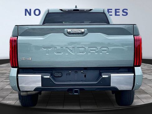 Used 2024 Toyota Tundra Limited w/ Power Package AWD/4WD image 5