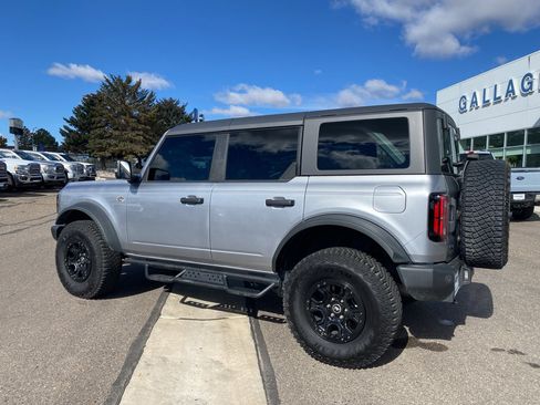 Used 2023 Ford Bronco Wildtrak image 24