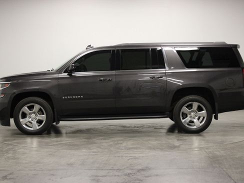 Used 2017 Chevrolet Suburban LT AWD/4WD image 5