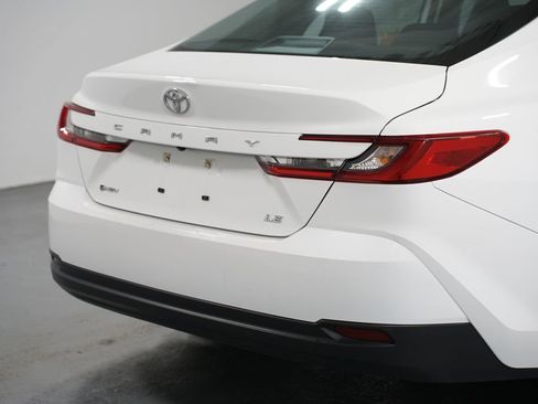 Certified 2025 Toyota Camry LE image 9