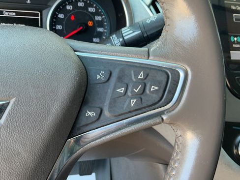 Used 2018 Chevrolet Malibu LT FWD image 12