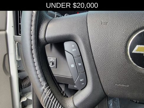 Used 2017 Chevrolet Express 3500 LT w/ LT Preferred Equipment Group RWD image 16