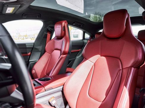 Used 2020 Porsche Taycan Turbo AWD/4WD image 45