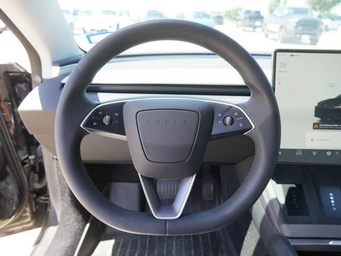 Used 2025 Tesla Model 3 Long Range RWD image 22