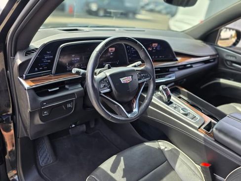 Used 2023 Cadillac Escalade Premium Luxury image 24
