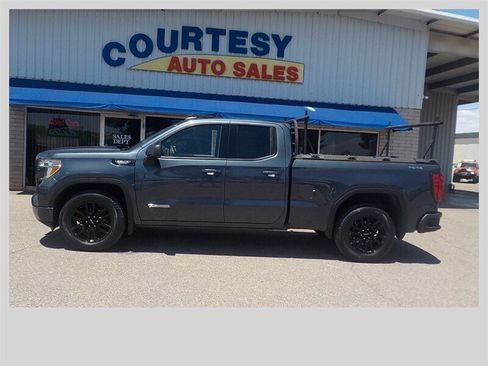 Used 2020 GMC Sierra 1500 Elevation w/ Elevation Value Package AWD/4WD image 3