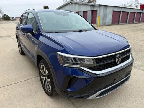 Used 2023 Volkswagen Taos SE image 5