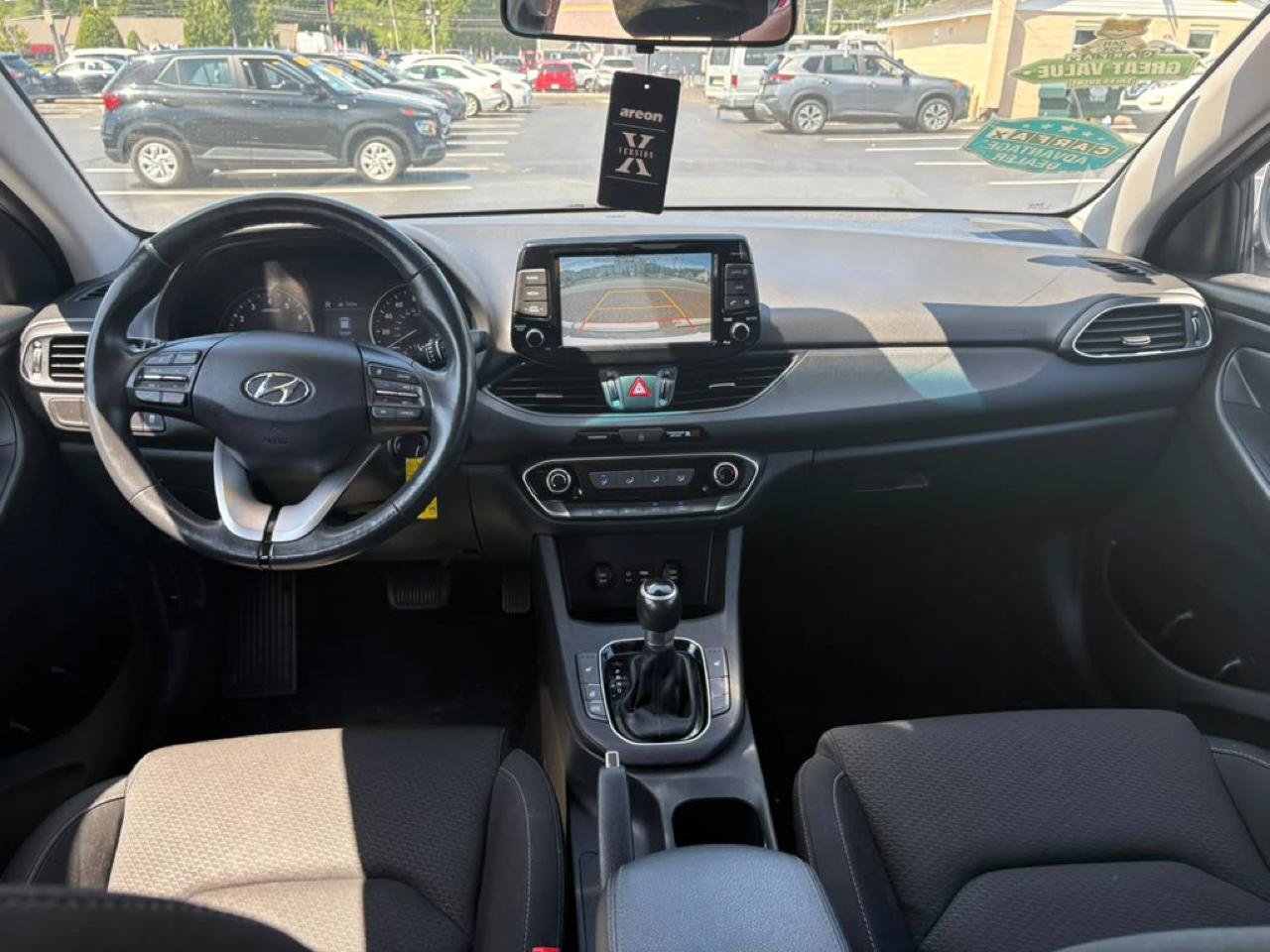 Used 2019 Hyundai Elantra GT FWD image 15