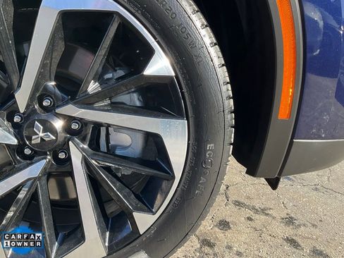 Used 2023 Mitsubishi Outlander SE image 85