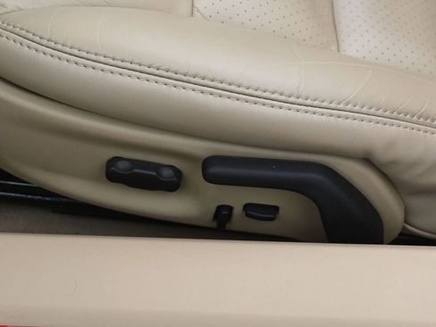 Used 2007 Chevrolet Corvette Convertible w/ Preferred Equipment Group image 11