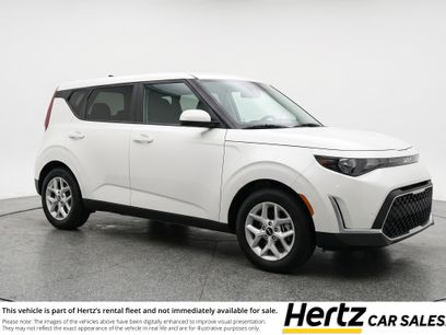 Used 2025 Kia Soul LX w/ LX Technology Package