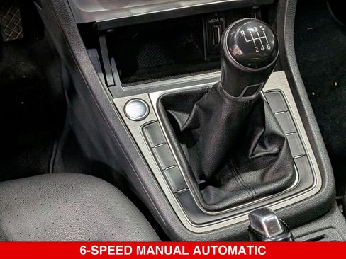Used 2015 Volkswagen Golf TDI S FWD image 21