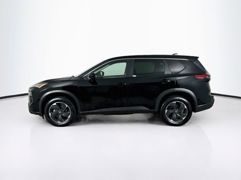 Used 2025 Nissan Rogue SV AWD/4WD image 4
