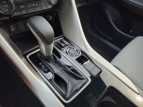 New 2026 Mitsubishi Eclipse Cross SEL image 18