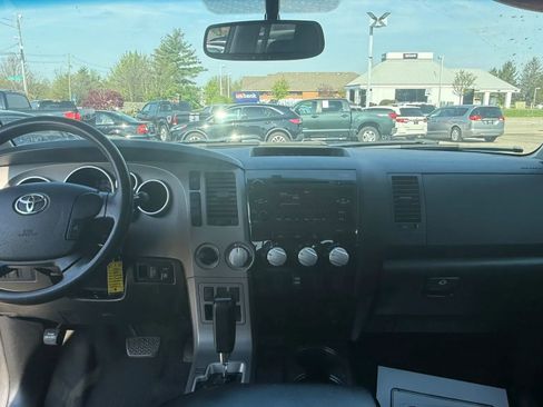 Used 2013 Toyota Tundra 4x4 Double Cab w/ TRD Off-Road Pkg image 15