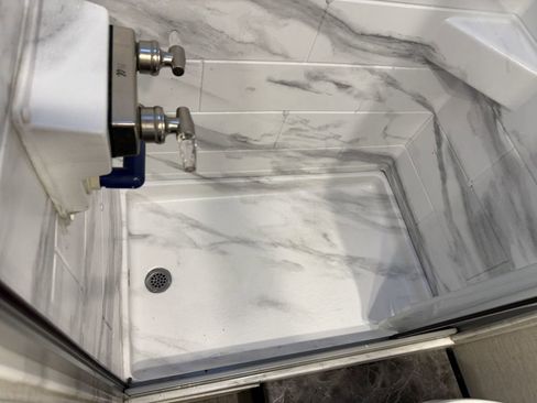 Used 2024 Ford E-450 and Econoline 450 Super Duty w/ Motorhome Prep Package image 63