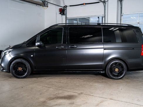 Used 2021 Mercedes-Benz Metris Passenger image 8