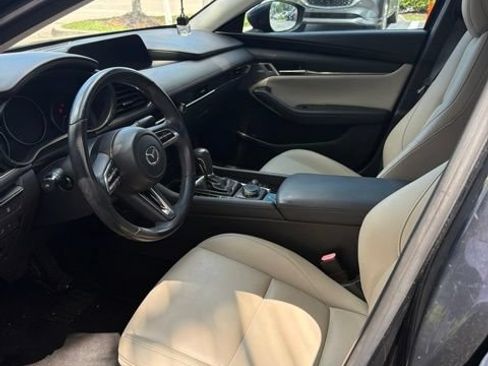 Used 2019 MAZDA MAZDA3 AWD Sedan w/ Preferred Package image 5