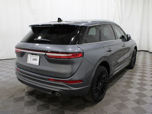 Certified 2022 Lincoln Corsair Reserve image 32