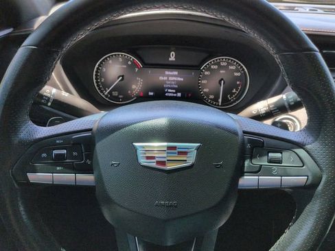 Used 2022 Cadillac XT4 Sport w/ Safety Alert Package AWD/4WD image 32