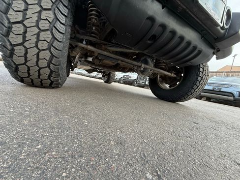 Used 2015 Jeep Wrangler Unlimited Rubicon w/ Connectivity Group image 38