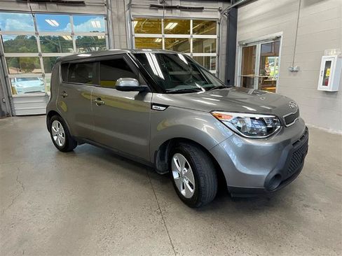 Used 2016 Kia Soul FWD image 7