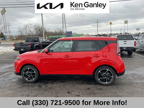 Certified 2025 Kia Soul EX image 16