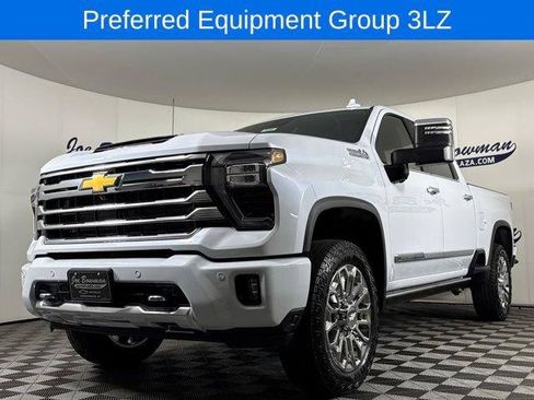 New 2026 Chevrolet Silverado 2500 High Country w/ High Country Premium Package AWD/4WD image 3