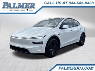 Used 2026 Tesla Model Y 2WD video 1