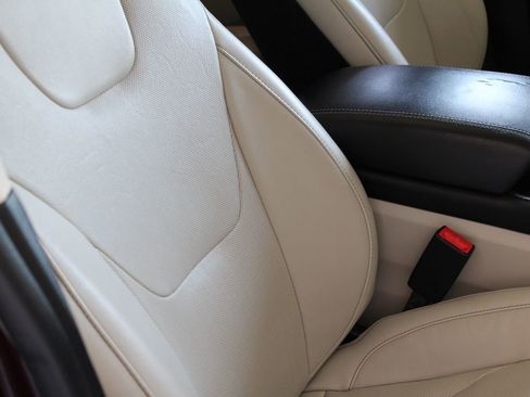 Used 2019 Ford Edge Titanium w/ Equipment Group 301A image 43