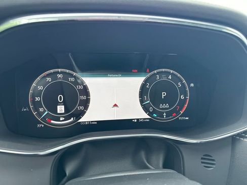Used 2025 Jaguar F-PACE R-Dynamic S AWD/4WD image 23