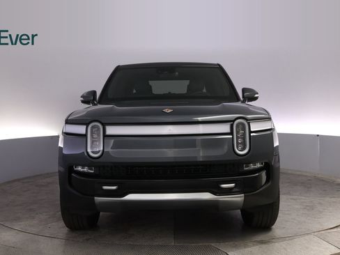 Used 2024 Rivian R1T Adventure Dual AWD/4WD image 12