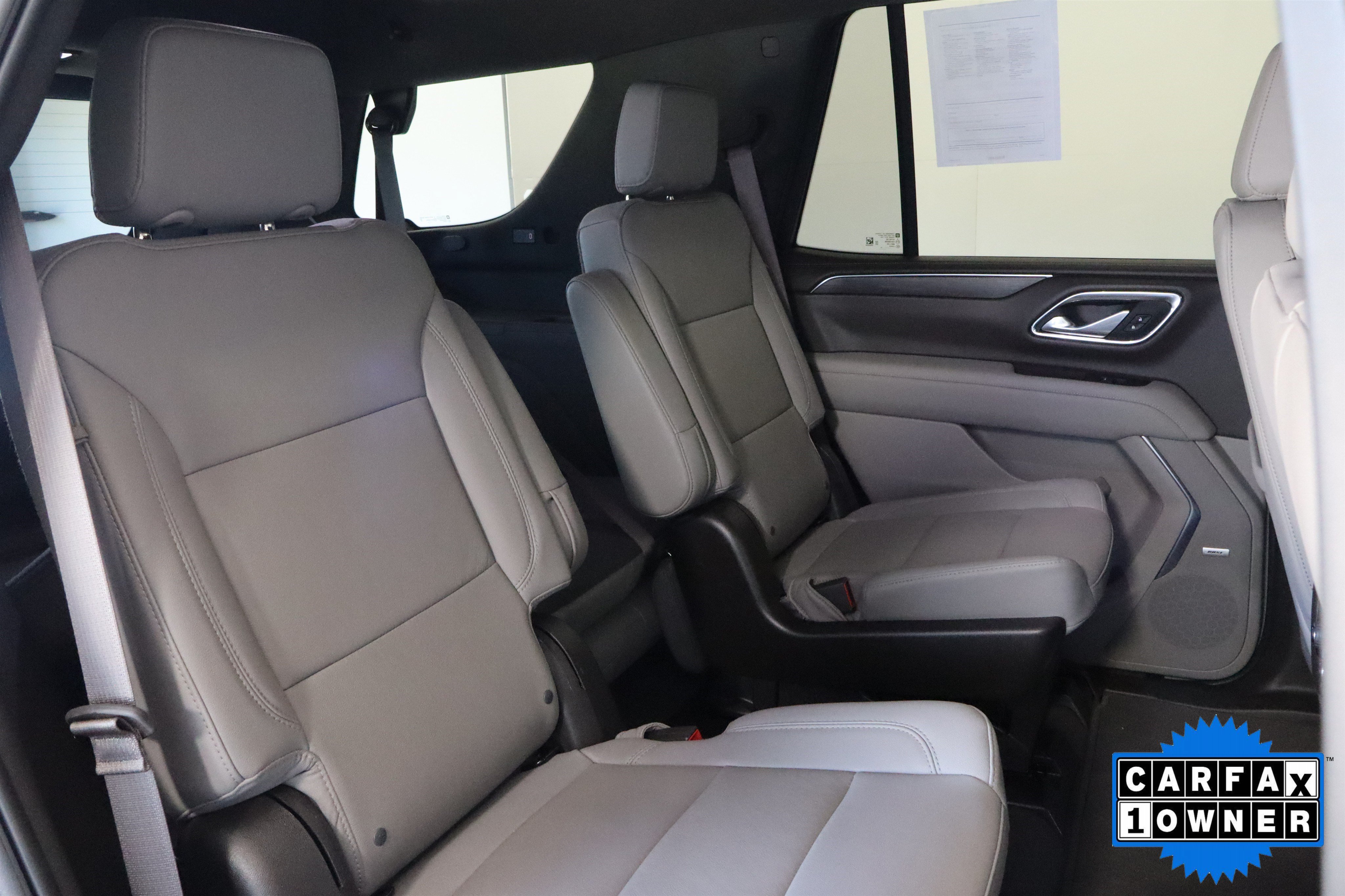 Used 2024 Chevrolet Tahoe LT w/ Luxury Package RWD image 21