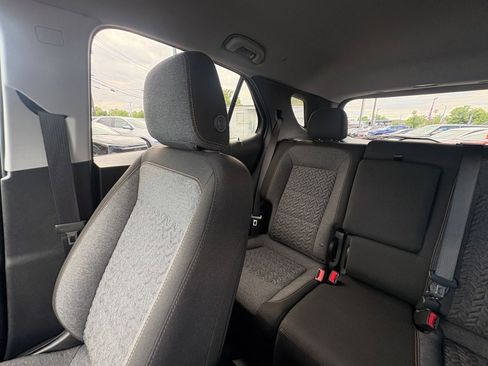 Used 2024 Chevrolet Equinox LT FWD image 42