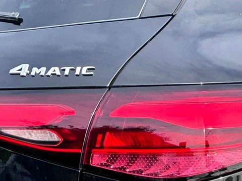 New 2026 Mercedes-Benz GLC 300 4MATIC image 12