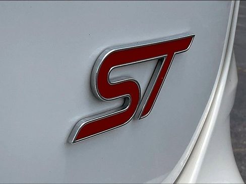 Used 2022 Ford Edge ST image 8