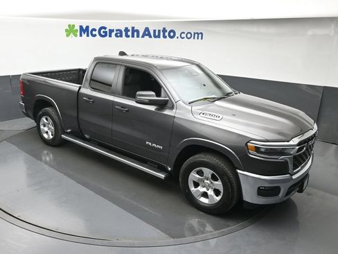 Used 2025 RAM 1500 Big Horn AWD/4WD image 3