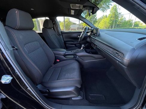 Used 2024 Honda HR-V Sport image 32