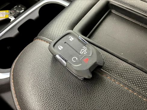 Used 2021 GMC Sierra 1500 AT4 image 14