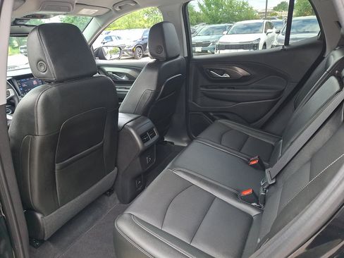 Used 2024 GMC Terrain SLT FWD image 20