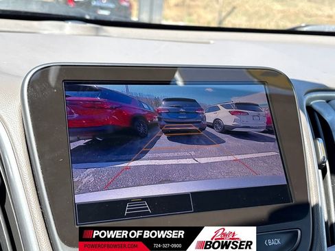 Used 2025 Chevrolet Malibu LT FWD image 14