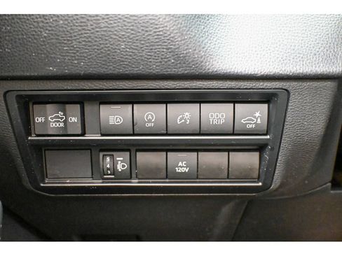 Used 2023 Toyota Tundra SR5 w/ SR5 Premium Package AWD/4WD image 38