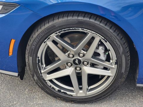 Used 2024 Ford Mustang Coupe image 8