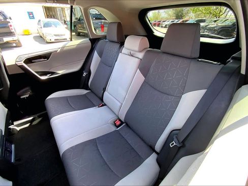 Used 2025 Toyota RAV4 XLE w/ Convenience Package image 21