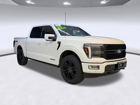 Used 2025 Ford F150 Platinum AWD/4WD image 7