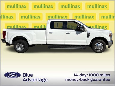 Certified 2022 Ford F350 XLT w/ XLT Premium Package image 2