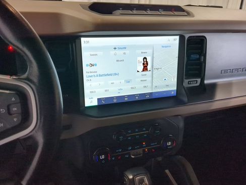 Used 2023 Ford Bronco Wildtrak AWD/4WD image 26