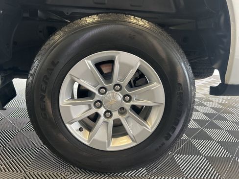 Used 2022 Chevrolet Silverado 1500 W/T w/ WT Fleet Convenience Package image 9